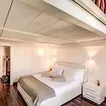 Yoursuiterome Apartamento *