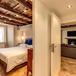 Apartmán Yoursuiterome *