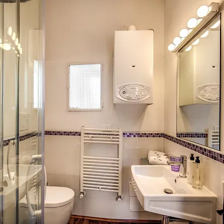 Apartment Yoursuiterome Rome