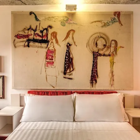 Yoursuiterome Apartment