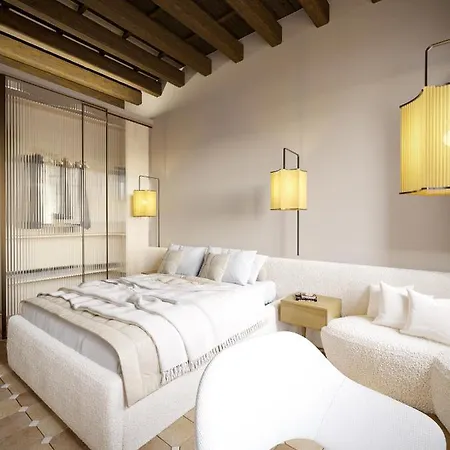Yoursuiterome Rome