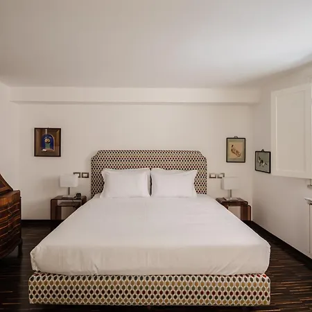 Apartament Yoursuiterome